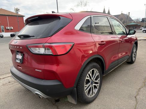 Used 2022 Ford Escape SEL w/ Technology Package image 7