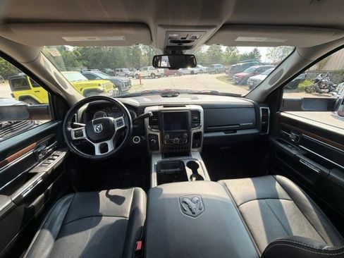 Used 2018 RAM 2500 Laramie AWD/4WD image 18