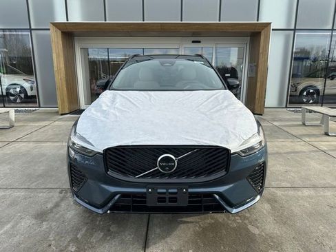 New 2026 Volvo XC60 B5 Plus w/ Protection Package Premier image 3