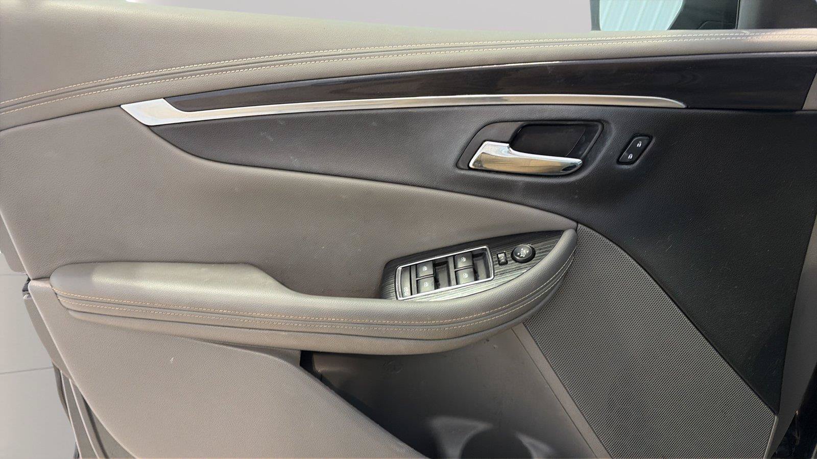 Used 2019 Chevrolet Impala LT w/ LT Convenience Package FWD image 21
