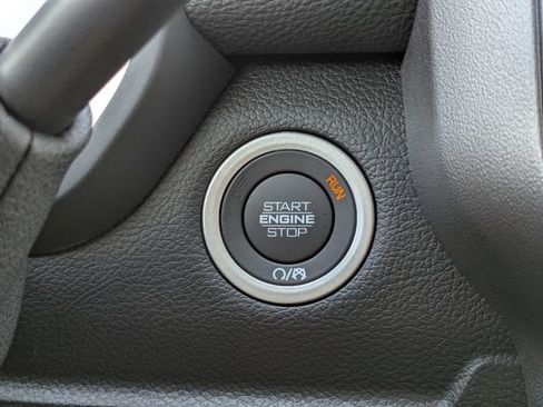 New 2026 RAM 3500 Laramie AWD/4WD image 29