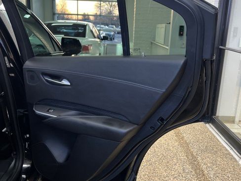 Used 2024 Cadillac XT4 Sport image 16