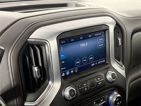 Used 2022 GMC Sierra 1500 SLE image 14