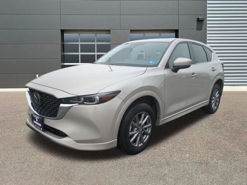 Used 2025 MAZDA CX-5 AWD 2.5 S w/ Preferred Package image 3