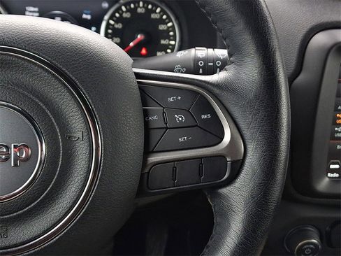 Used 2019 Jeep Renegade Limited w/ Quick Order Package 22P image 23