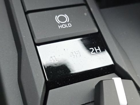 New 2025 Toyota Tacoma TRD Off-Road image 10