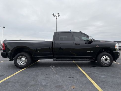 Used 2024 RAM 3500 Laramie w/ Bed Utility Group image 37