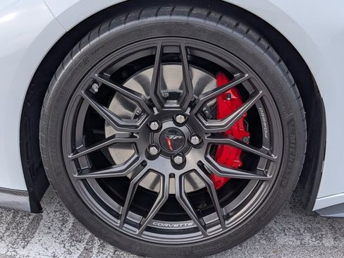 Used 2023 Chevrolet Corvette Z06 w/ Stealth Interior Trim Package image 30