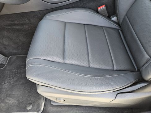 Certified 2025 Mercedes-Benz GLE 350 4MATIC image 23