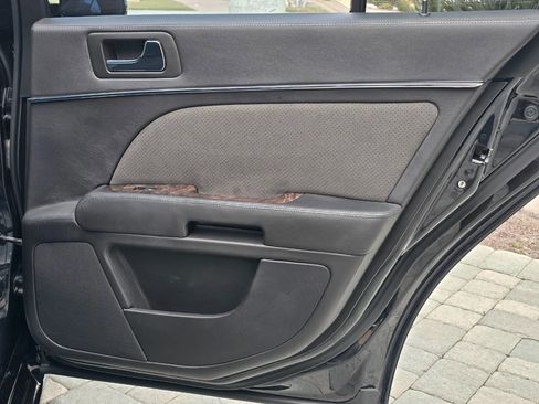 Used 2009 Cadillac STS V image 85