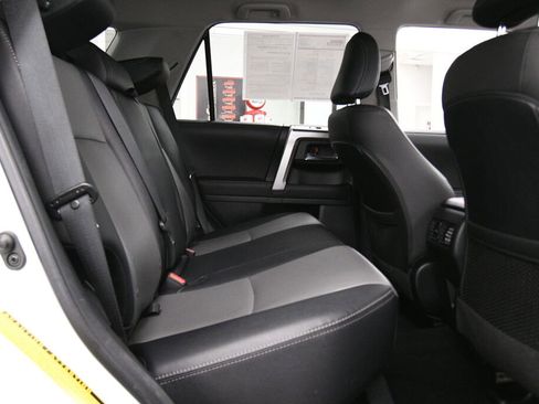 Certified 2024 Toyota 4Runner SR5 Premium image 23