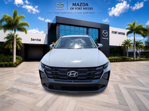 New 2026 Hyundai Tucson SEL FWD image 9