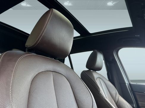 Used 2018 BMW X1 xDrive28i image 25