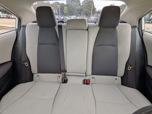 Used 2022 Toyota Corolla LE image 16