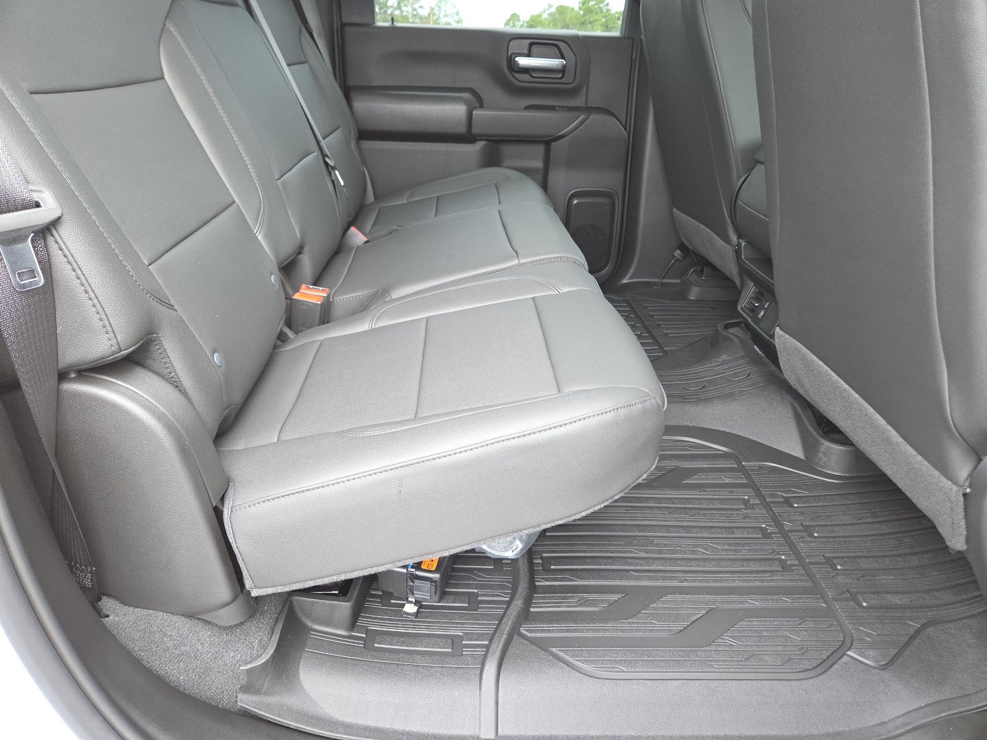 New 2026 GMC Sierra 2500 Pro w/ 1SA Pro Safety Plus Package AWD/4WD image 21