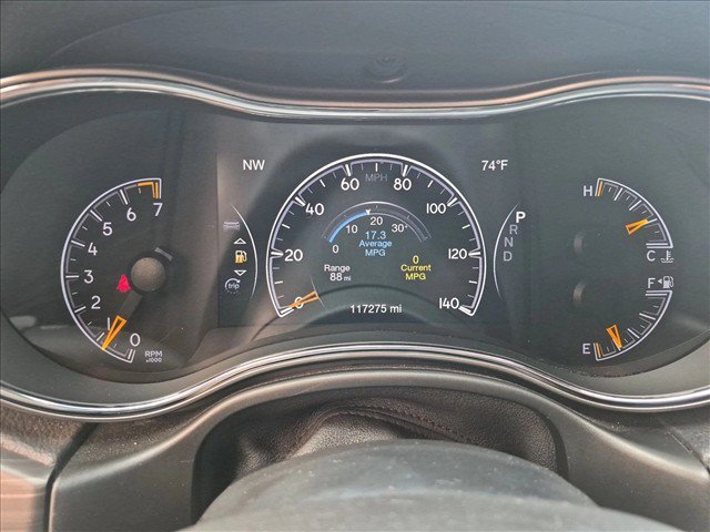 Used 2019 Jeep Grand Cherokee Altitude AWD/4WD image 9