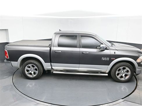Used 2015 RAM 1500 Laramie image 41