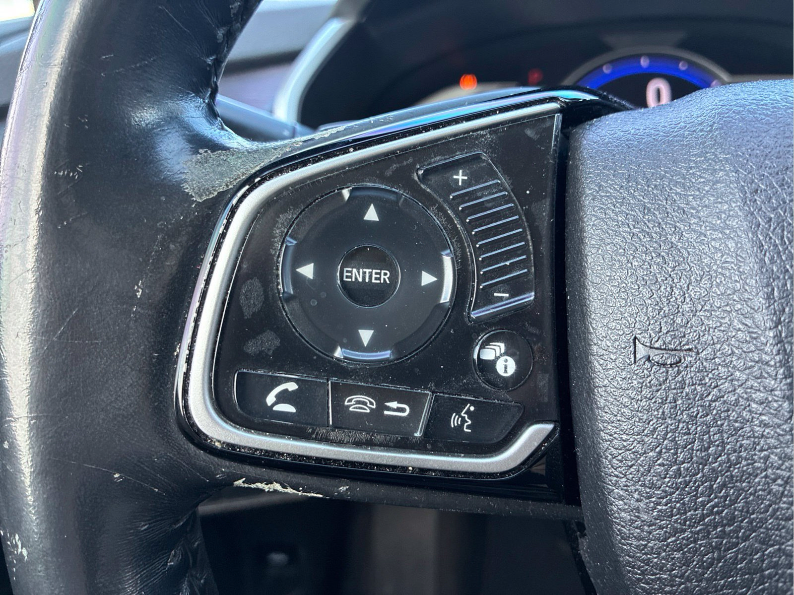Used 2018 Honda Clarity Touring image 14