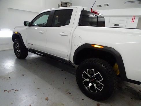 Certified 2024 GMC Canyon AT4X image 16