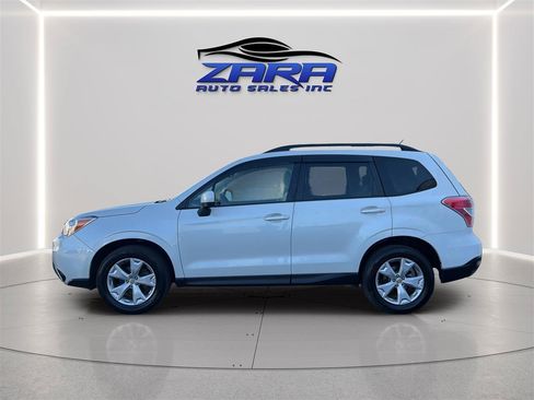 Used 2015 Subaru Forester 2.5i Premium w/ All-Weather Package AWD/4WD image 4