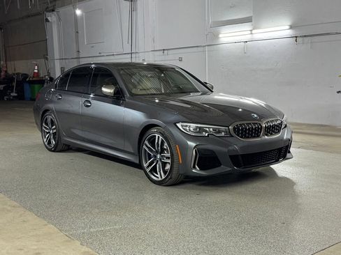 Used 2022 BMW M340i xDrive w/ Driving Assistance Package AWD/4WD image 3