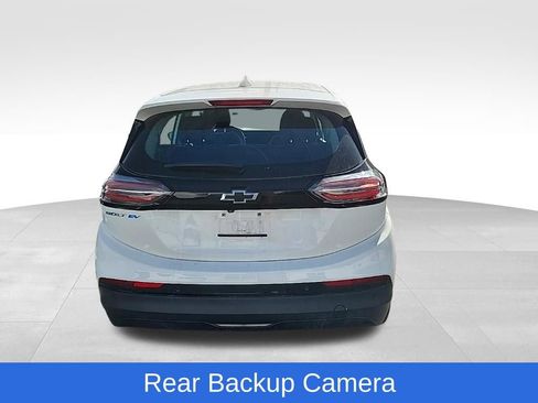 Used 2023 Chevrolet Bolt LT w/ Driver Confidence Package FWD image 5