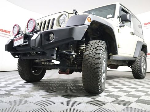 Used 2018 Jeep Wrangler Rubicon w/ Power Convenience Group image 28