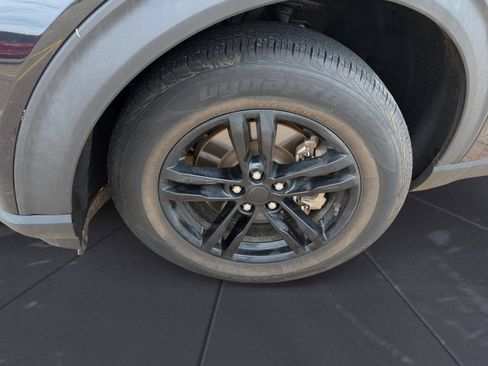 Used 2020 Ford Explorer XLT RWD image 14