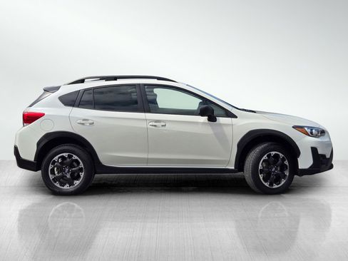 Used 2023 Subaru Crosstrek 2.0i AWD/4WD image 3