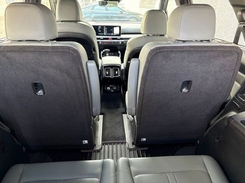 Certified 2025 Kia Sorento SX Prestige w/ Sage Leather Package AWD/4WD image 36