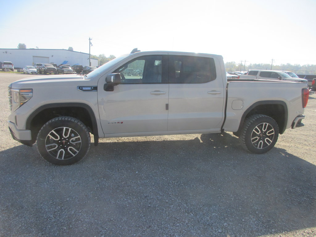 New 2026 GMC Sierra 1500 AT4 w/ AT4 Premium Package AWD/4WD image 9