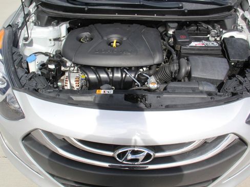 Used 2013 Hyundai Elantra GT w/ Touch & Go Pkg image 30