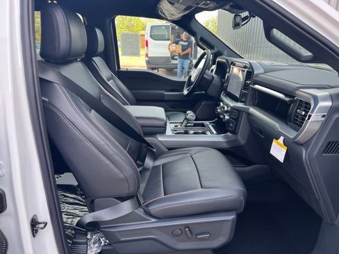 New 2025 Ford F150 Lariat w/ Equipment Group 501A Mid image 11