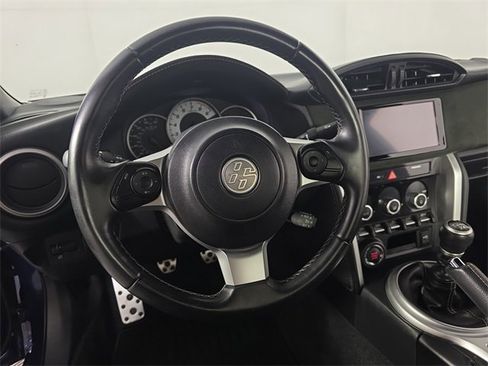 Used 2020 Toyota 86 image 10