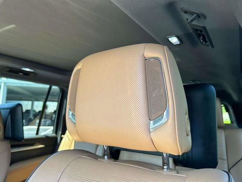 Used 2025 Cadillac Escalade ESV Premium Luxury w/ Touring Package AWD/4WD image 34