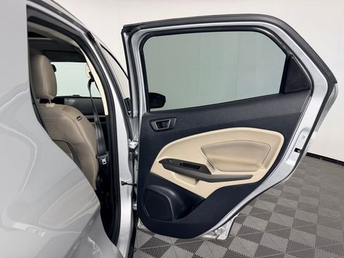 Used 2020 Ford EcoSport SE w/ SE Convenience Package image 37