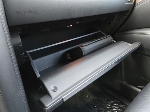 Used 2023 Nissan Armada SL image 21