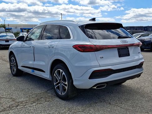 New 2026 Audi Q5 Premium AWD/4WD image 3