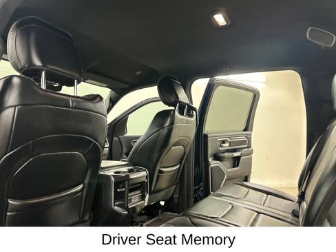 Used 2023 RAM 1500 Laramie AWD/4WD image 32