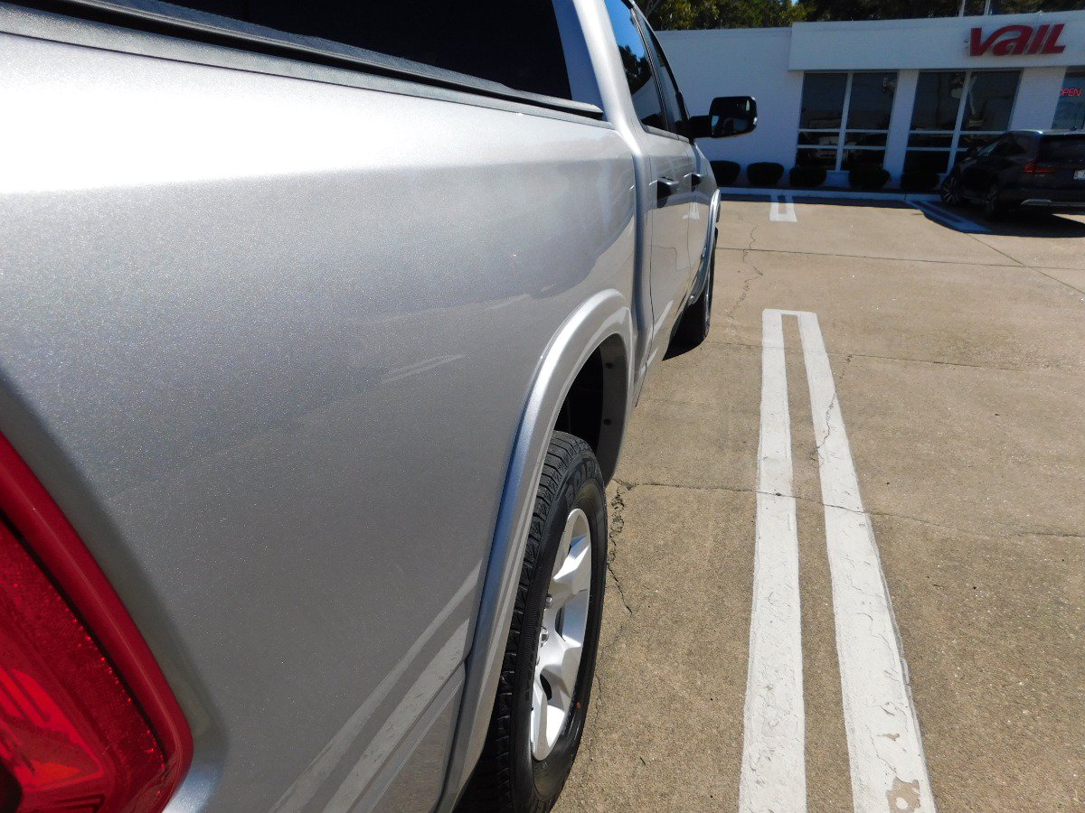 Used 2025 RAM 1500 Big Horn RWD image 15