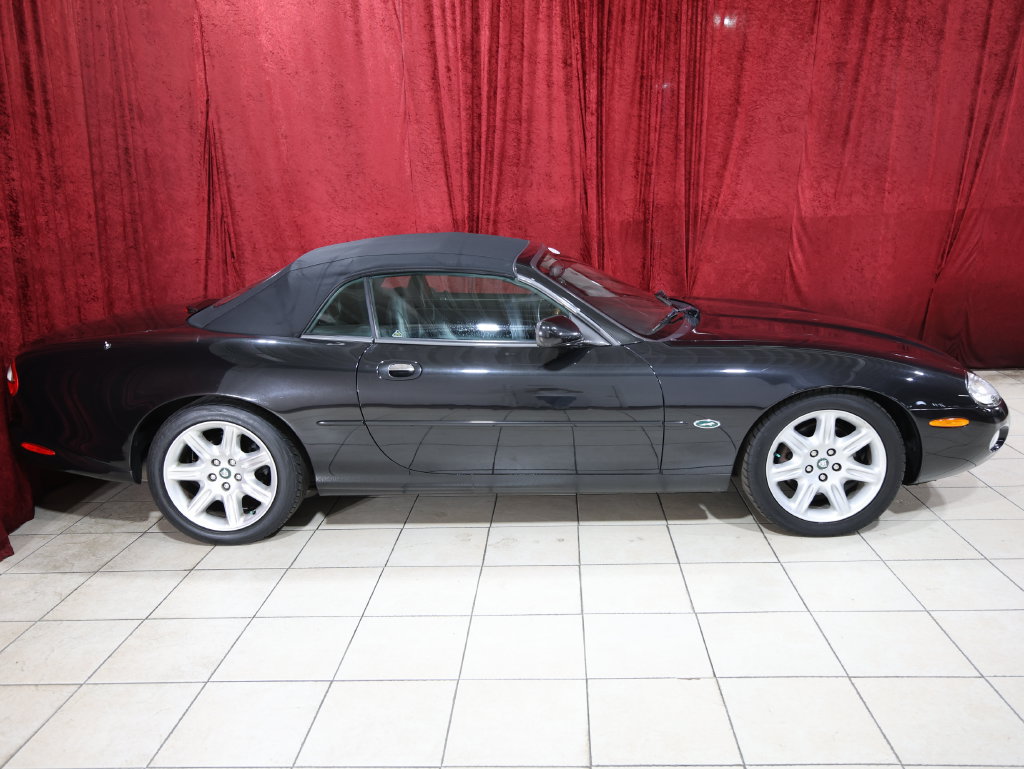 Used 2000 Jaguar XK8 Convertible RWD image 8