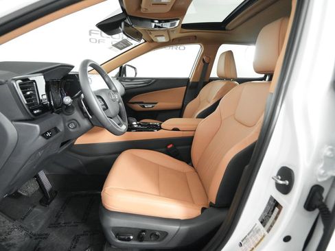 Certified 2025 Lexus NX 250 FWD w/ Premium Package image 9