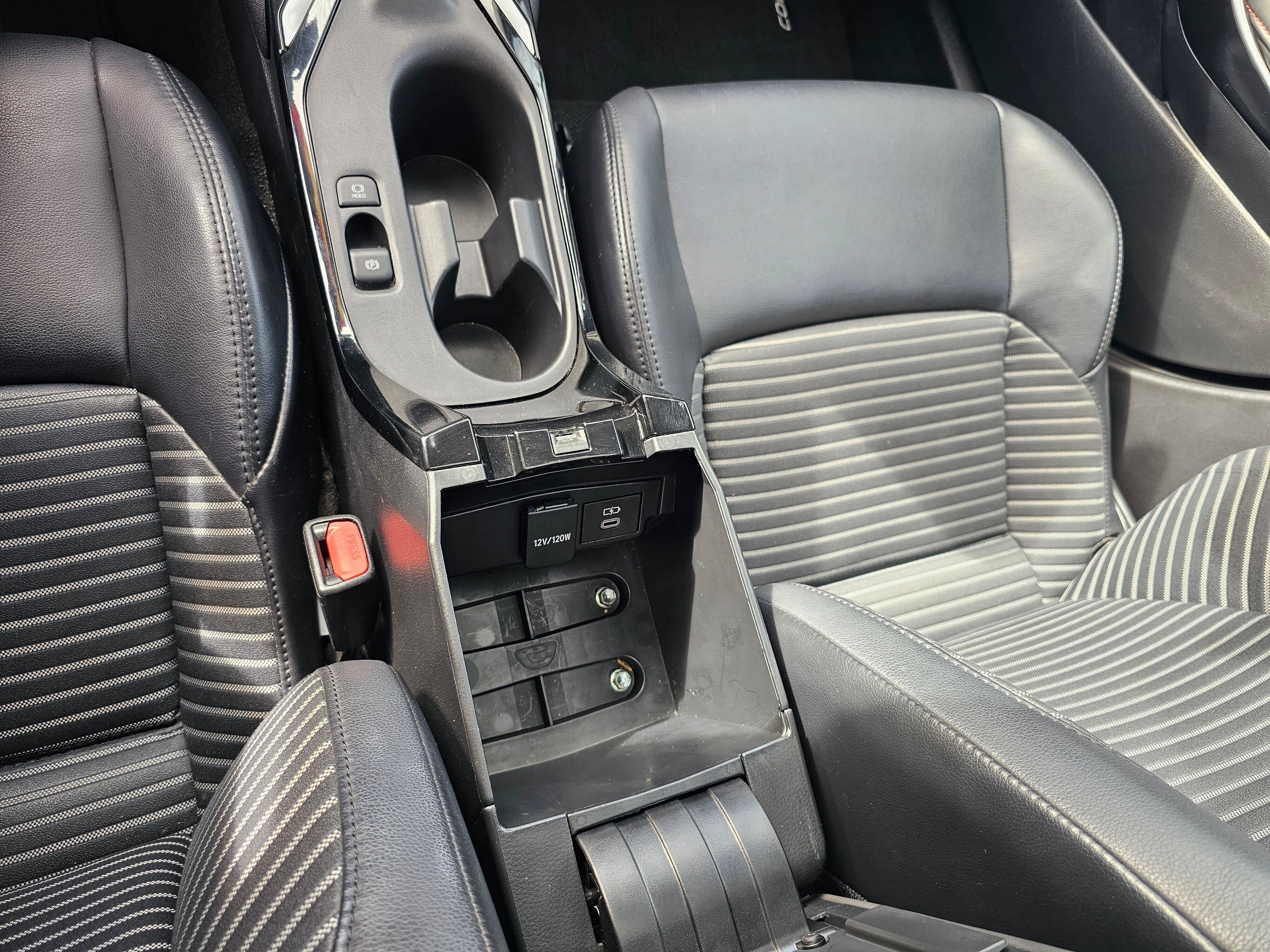 Used 2024 Toyota Corolla XSE FWD image 29