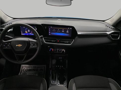 Used 2025 Chevrolet TrailBlazer LT w/ Driver Confidence Package FWD image 20