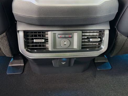 Used 2026 Ford F150 Platinum w/ Equipment Group 700A Standard AWD/4WD image 27