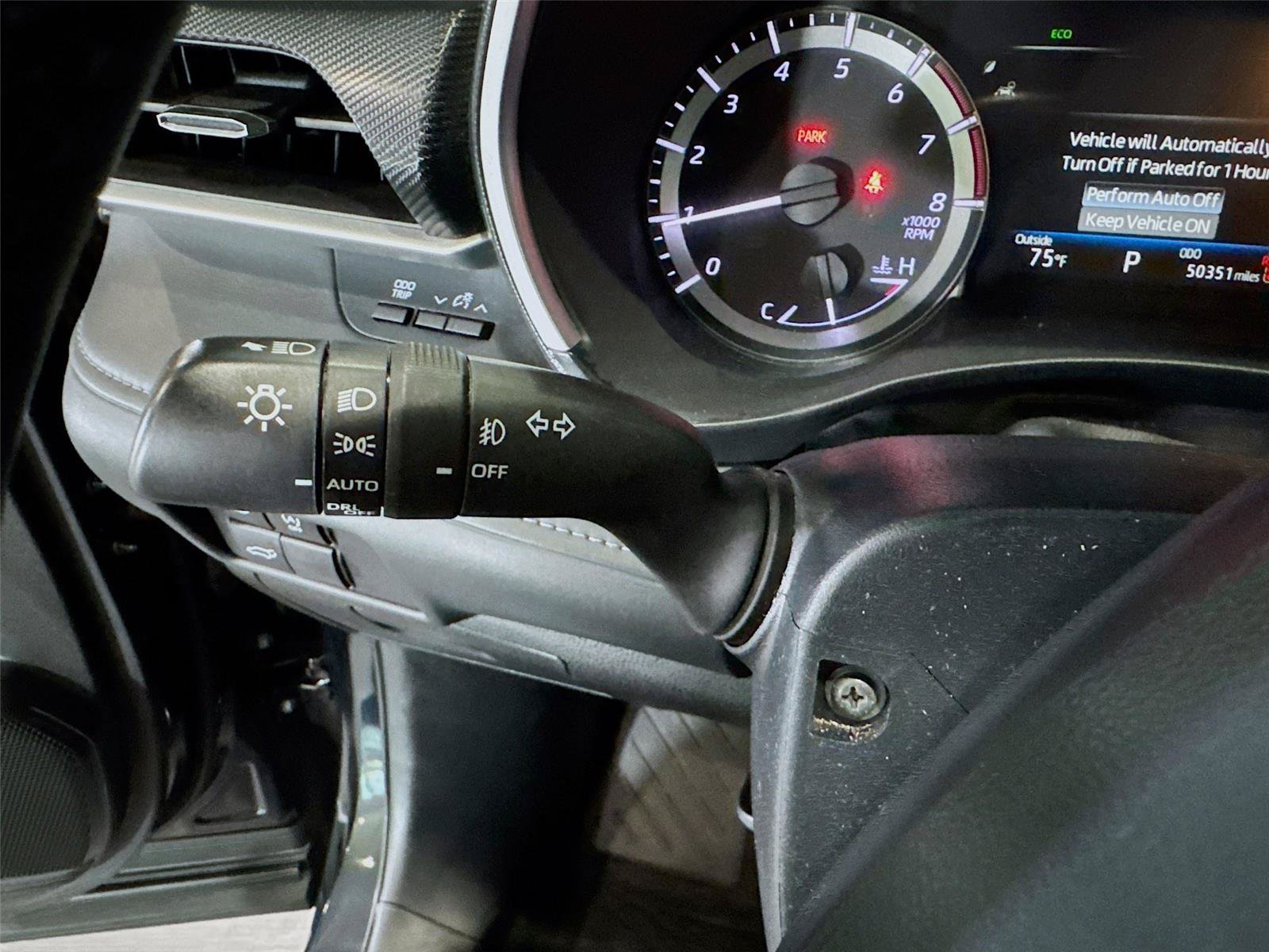 Used 2024 Toyota Highlander XSE FWD image 5