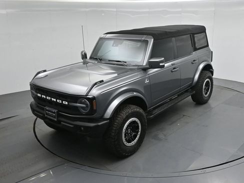 Certified 2021 Ford Bronco Outer Banks image 37