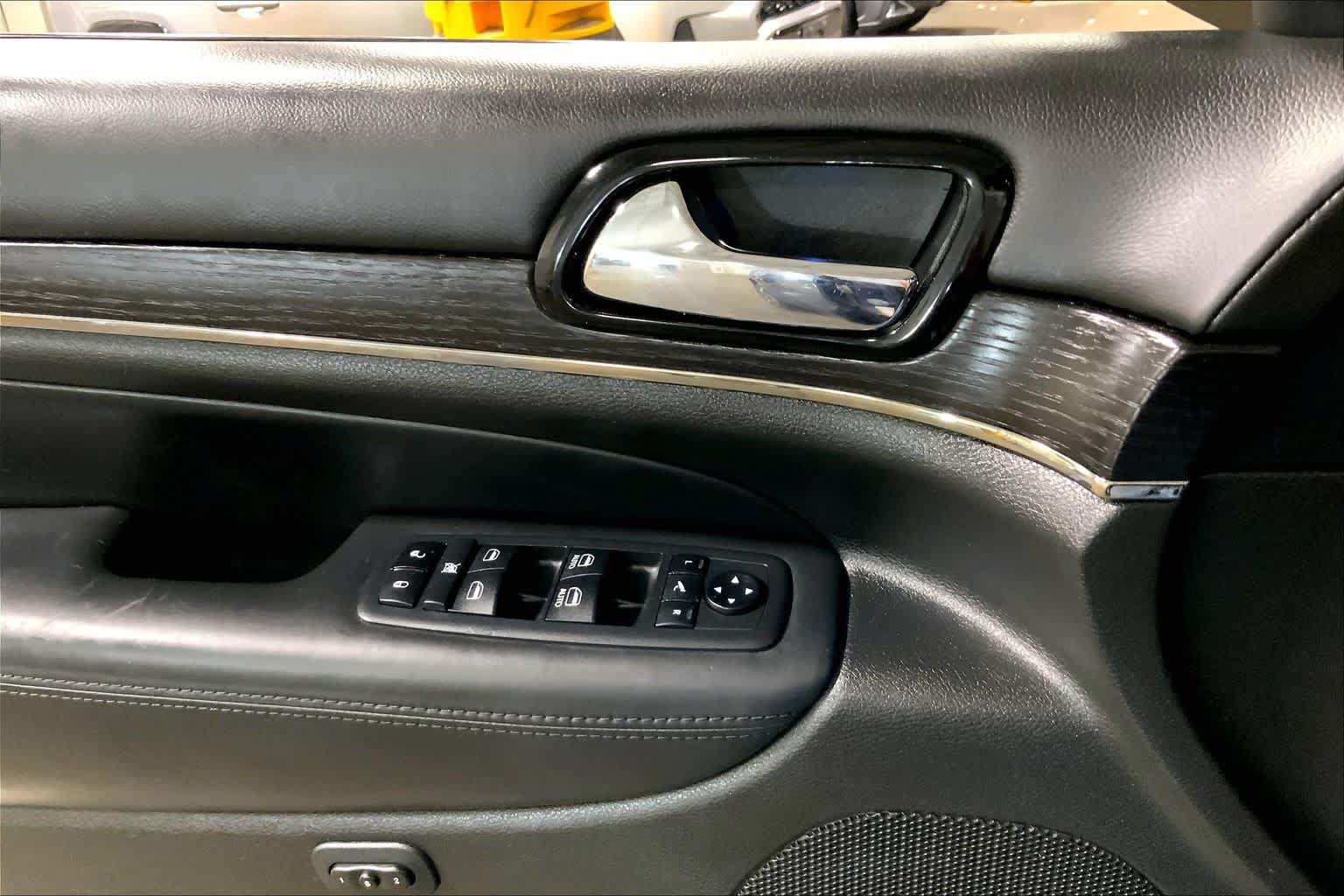 Used 2020 Jeep Grand Cherokee High Altitude AWD/4WD image 35