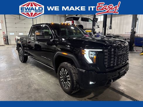 Used 2025 GMC Sierra 2500 Denali Ultimate image 1