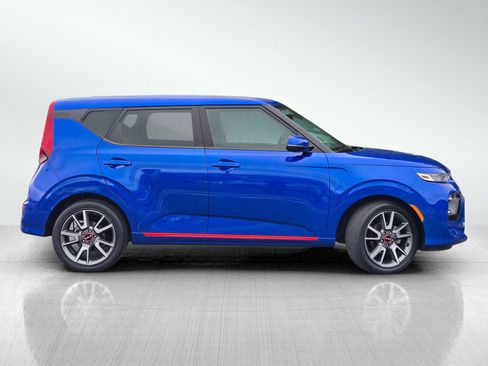 Certified 2022 Kia Soul GT-Line image 3